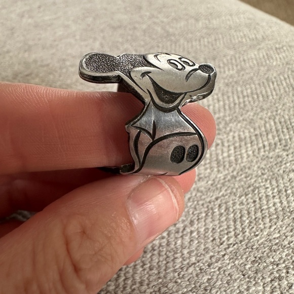 Mickey Mouse Spoon Ring - Picture 10 of 16